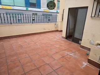 Casa adosada en venta en Peñamefecit - Avda Barcelona en Jaén