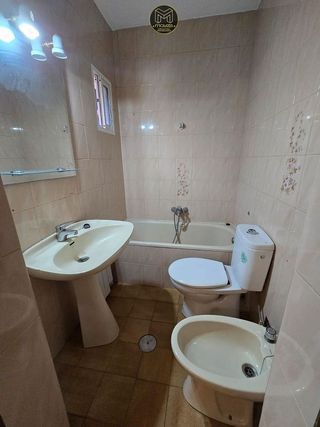 Casa adosada en venta en Peñamefecit - Avda Barcelona en Jaén