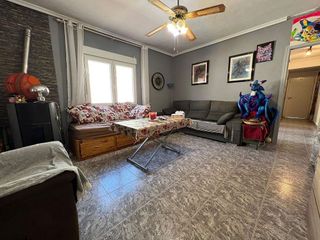 Chalet en venta en Urbanizaciones en Llíria