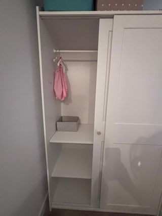 Armario Hauga Ikea 2 puertas correderas