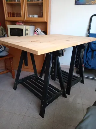 Mesa de madera para comedor