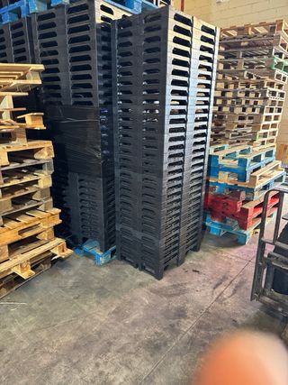 Palets de plástico varios tamaños