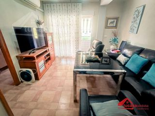 Piso en venta en Santa Rosa - Valdeolleros en Córdoba