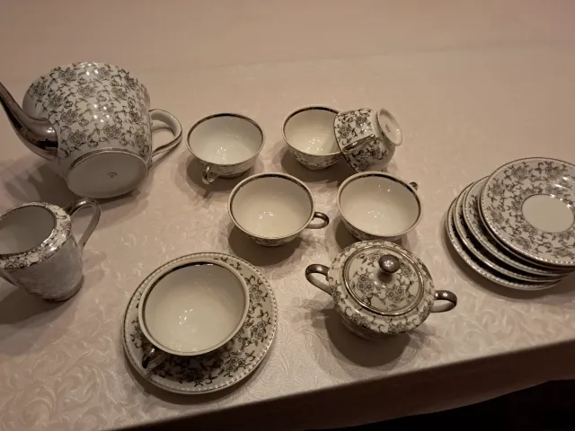 Servizio da tè antico floreale