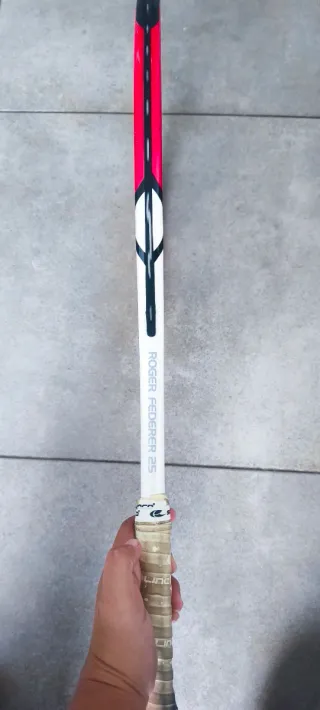 Raqueta de Tenis Wilson Titanium - edición limitad