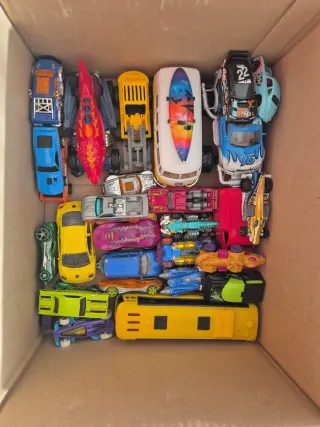 Lote Coches y Hot Wheels 