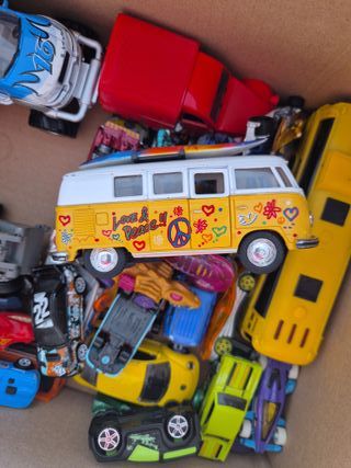 Lote Coches y Hot Wheels 