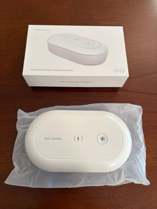 Caricatore e sterilizzatore UV per cellulare