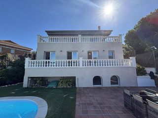 Chalet en venta en Calella