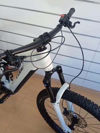 CUBE STEREO HYBRID ONE 22