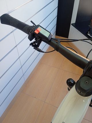 CUBE STEREO HYBRID ONE 22
