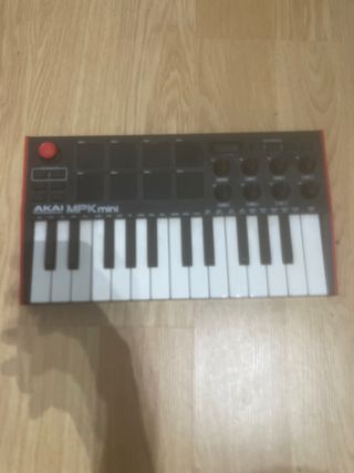 Teclado MIDI Akai MPK Mini