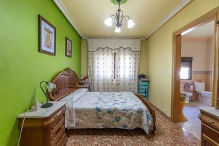 Casa adosada en venta en Alcalá la Real