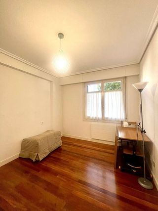 Piso en alquiler en Las Arenas Centro en Getxo