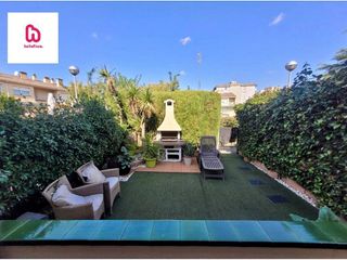 Casa adosada en venta en Centre - Eixample – Can Llobet – Can Serra en Barbera del Vallès