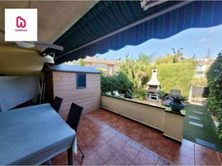Casa adosada en venta en Centre - Eixample – Can Llobet – Can Serra en Barbera del Vallès