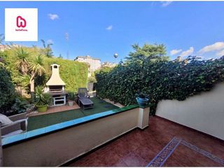Casa adosada en venta en Centre - Eixample – Can Llobet – Can Serra en Barbera del Vallès