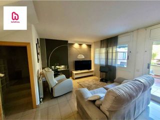 Casa adosada en venta en Centre - Eixample – Can Llobet – Can Serra en Barbera del Vallès