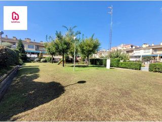 Casa adosada en venta en Centre - Eixample – Can Llobet – Can Serra en Barbera del Vallès