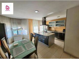 Casa adosada en venta en Centre - Eixample – Can Llobet – Can Serra en Barbera del Vallès