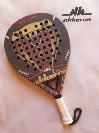 PALA DE PADEL AKKERON COBRA EDITION R 20.
