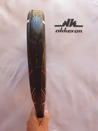 PALA DE PADEL AKKERON COBRA EDITION R 20.