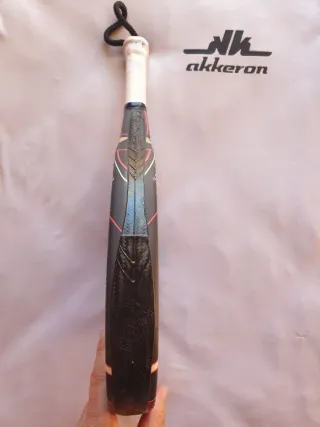 PALA DE PADEL AKKERON COBRA EDITION R 20.