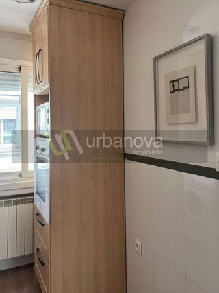 Piso en alquiler en Universidad - Los Lirios en Logroño