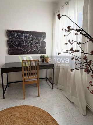Piso en alquiler en Universidad - Los Lirios en Logroño