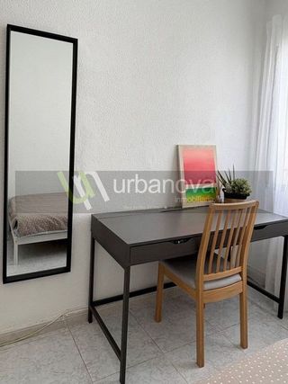 Piso en alquiler en Universidad - Los Lirios en Logroño
