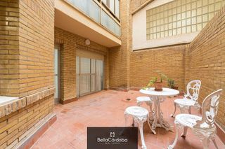 Piso en alquiler en Zona Centro en Córdoba