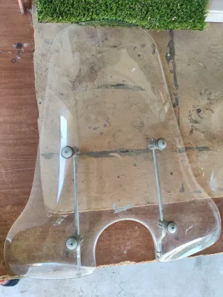 Cúpula Quitavientos Vespa transparente