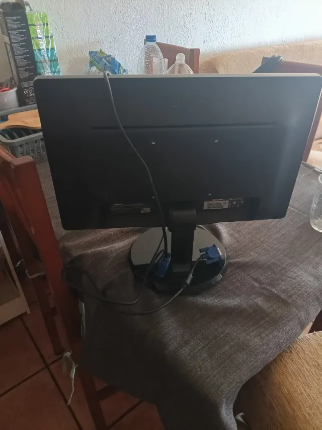 Pantalla Philips Negra