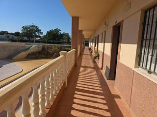 Casa adosada en venta en Gibraleón