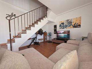 Casa adosada en venta en Gibraleón
