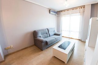 Piso en alquiler en La Jota en Zaragoza