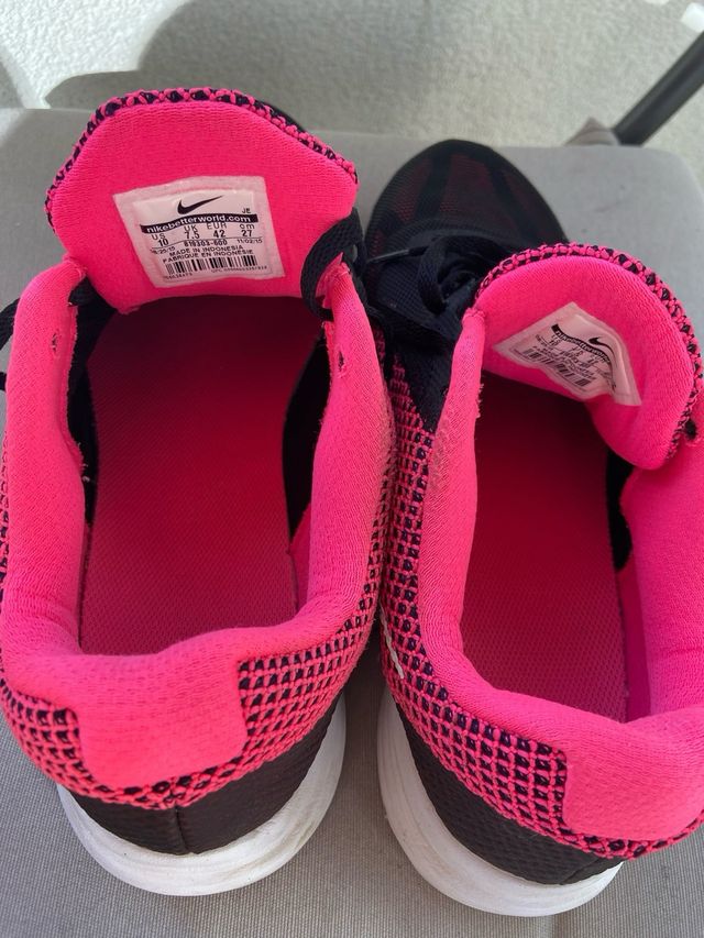 Zapatillas deportivas Nike mujer, precio negociabl