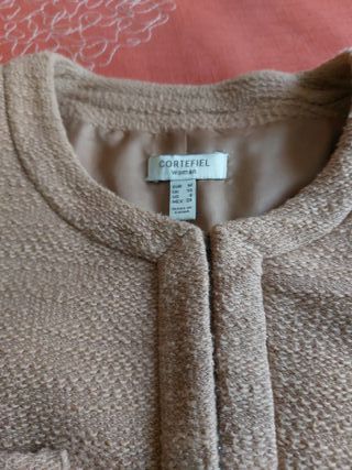 Chaqueta Cortefiel estilo Chanel Beige