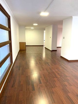 Local comercial en alquiler en Montilivi - Palau en Girona