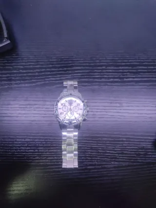 Reloj plateado con pulsera de cadena plateada 