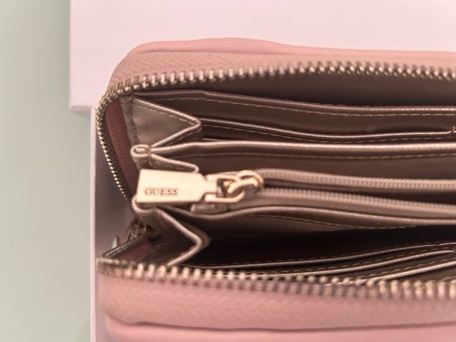 Carteira Guess Rosa
