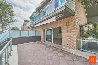 Casa adosada en venta en La Mora en Tarragona