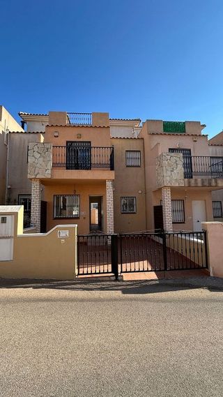 Casa adosada en venta en Altos - La Florida en Orihuela