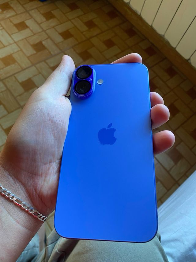 iPhone 16 Plus 128 GB blu