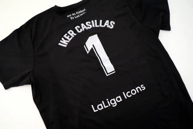 Camiseta firmada Iker Casillas LaLiga Icons T. L