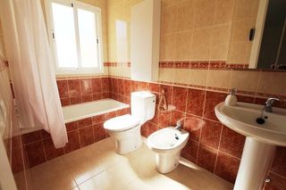 Casa adosada en venta en Noreste-Granja en Jerez de la Frontera