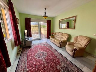 Casa adosada en venta en Los Pacos en Fuengirola