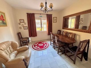 Casa adosada en venta en Los Pacos en Fuengirola
