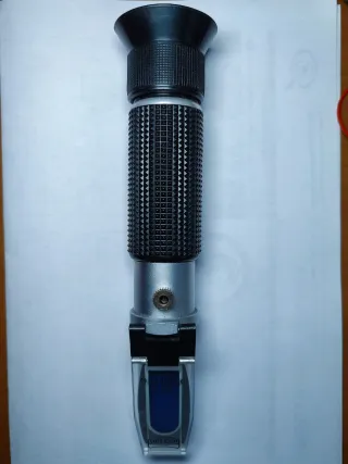 Rifrattometro OPTECH portatile