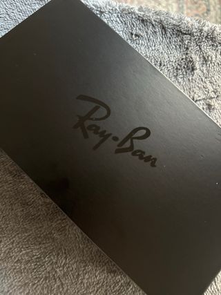 RayBan ,bolso para gafas